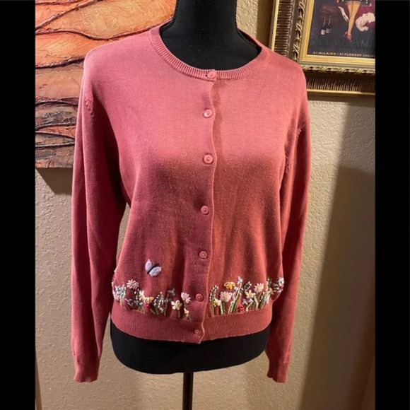 Casual Corner Sweaters - Vintage Casual Corner Autumn 🍂 Embroidered Cardigan